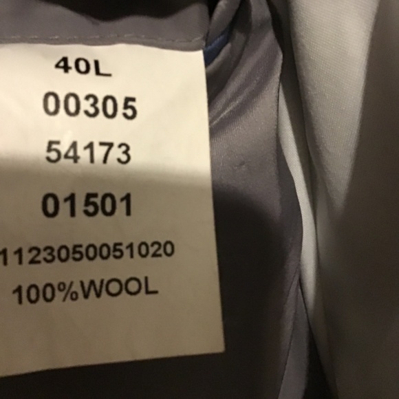 🔥SALE! Jos. A. Bank, 40L, new cond, see pics, Chest=21, sleeves=24 gorgeous 😎 - Picture 3 of 6